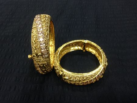 Picture for category BANGLES